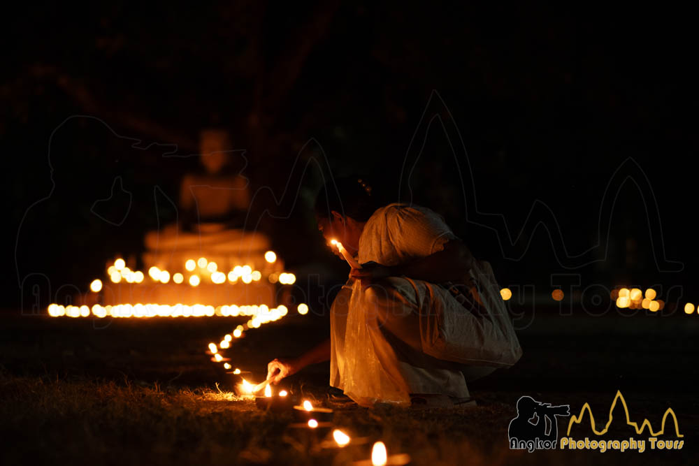 cambodian woman candle meak bochea